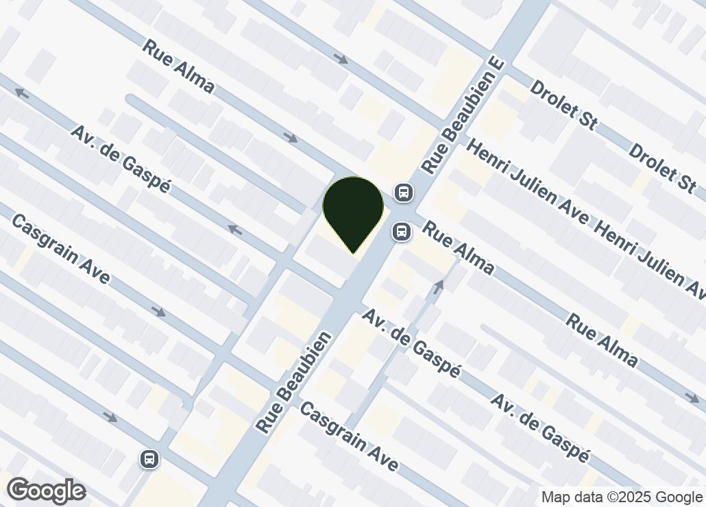 Map showing location at 45.5321717, -73.6068433