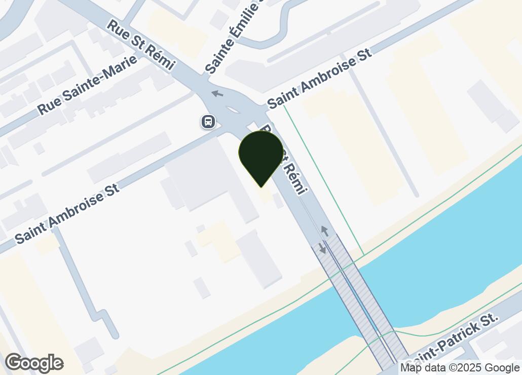 Map showing location at 45.4689906, -73.5884363