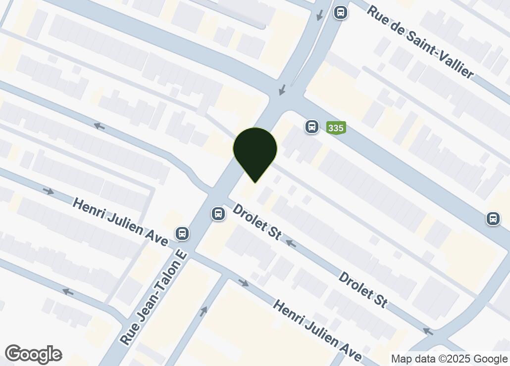 Map showing location at 45.5376235, -73.6147641