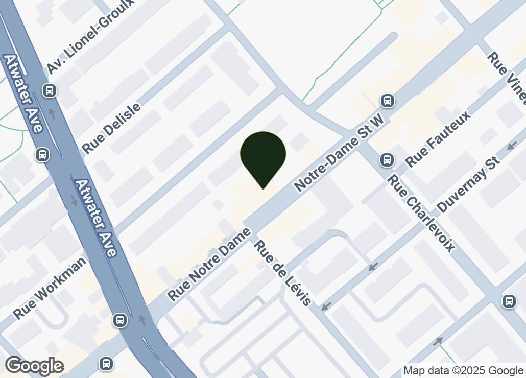 Map showing location at 45.4822674, -73.576639