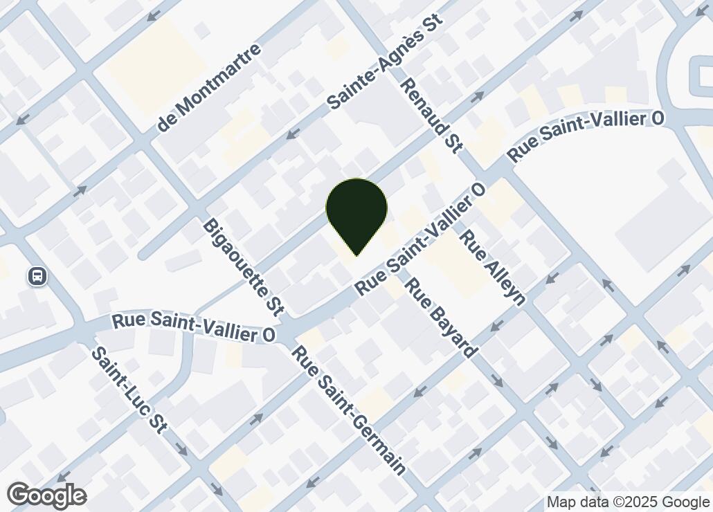 Map showing location at 46.8114144, -71.2401934