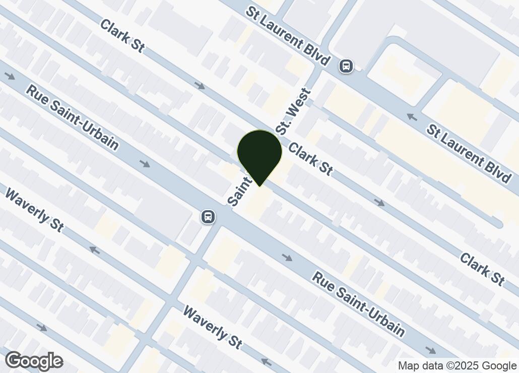 Map showing location at 45.5248776, -73.5996046