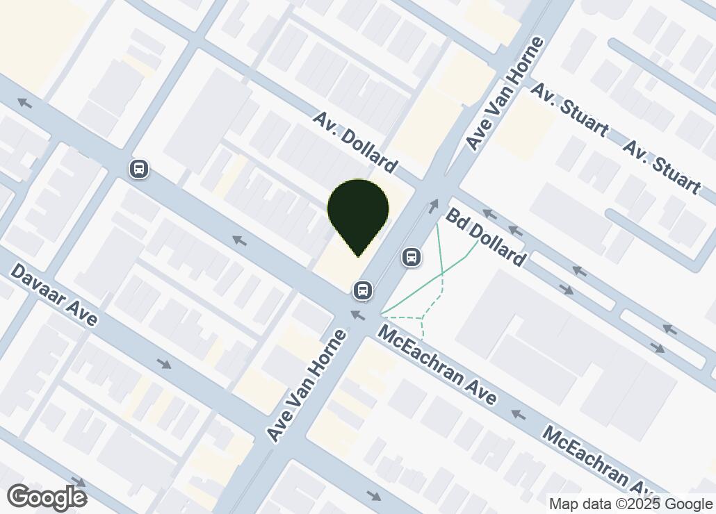 Map showing location at 45.5186681, -73.6168149