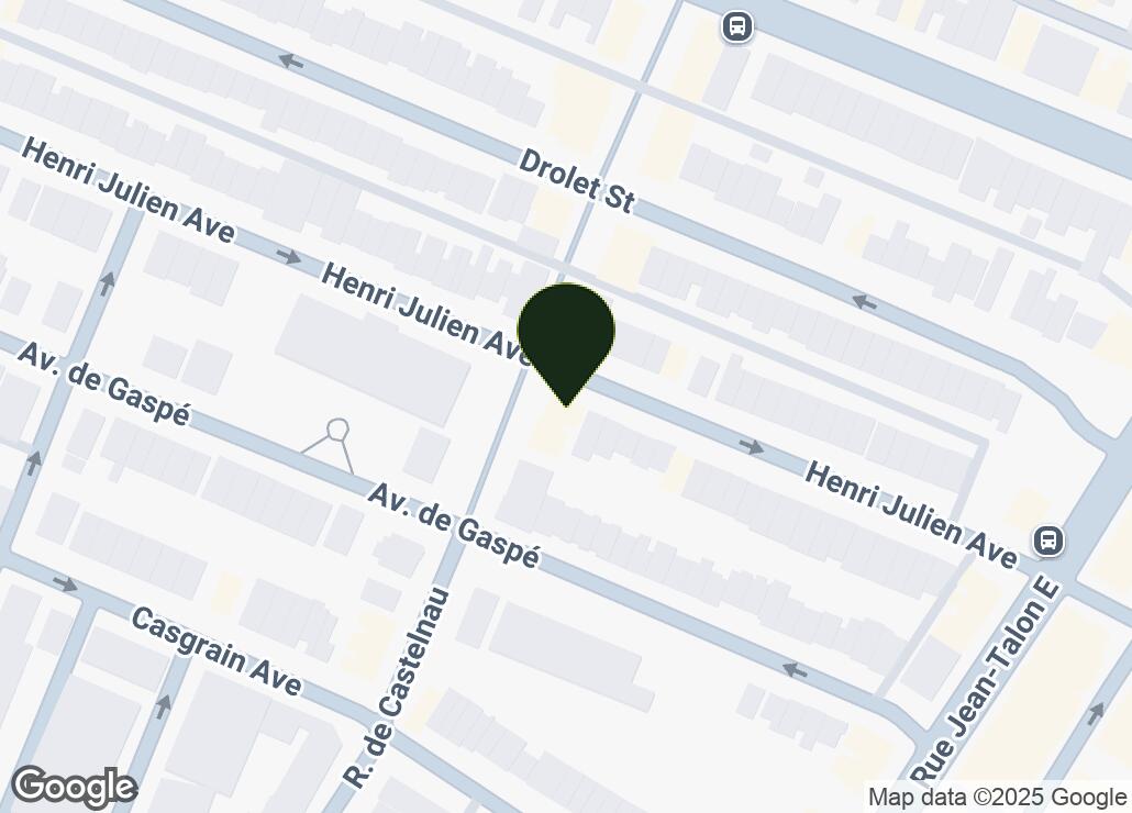 Map showing location at 45.5376957, -73.6179068