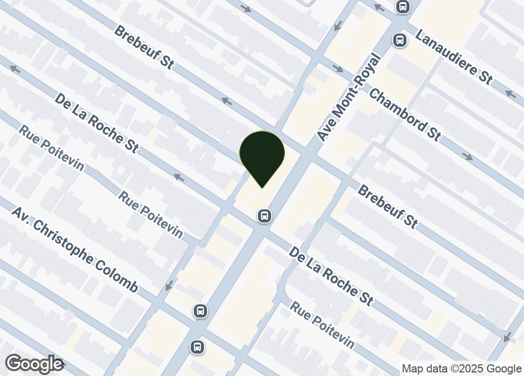 Map showing location at 45.529044, -73.5785391