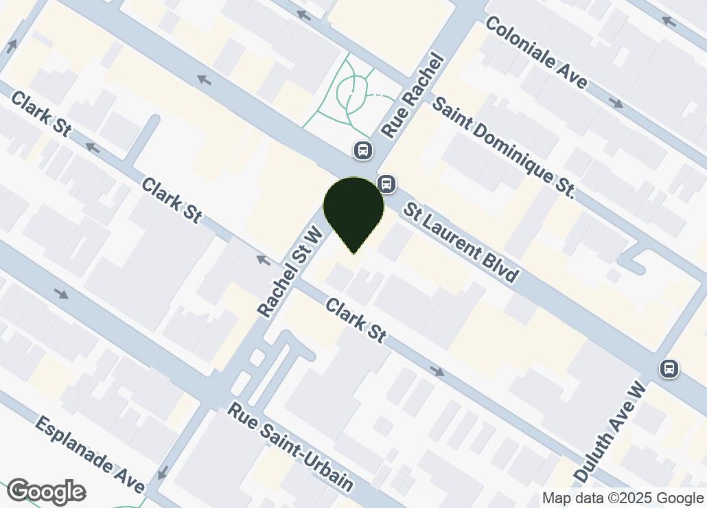 Map showing location at 45.517586, -73.581725