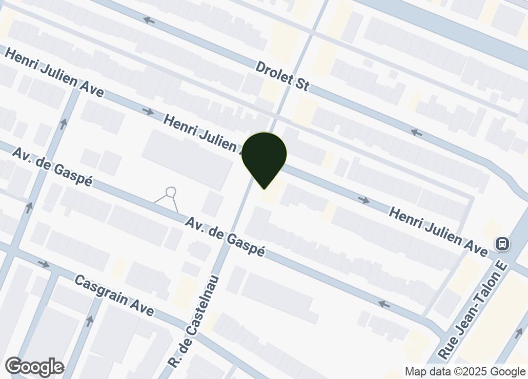 Map showing location at 45.5376375, -73.6180511