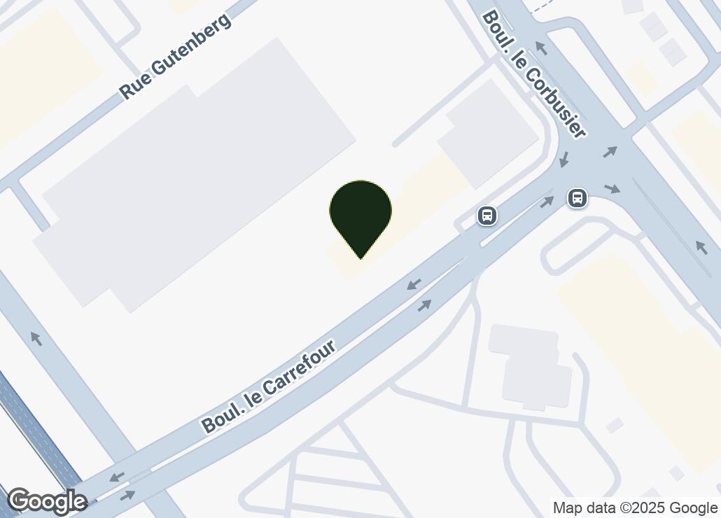 Map showing location at 45.5718642, -73.7429374