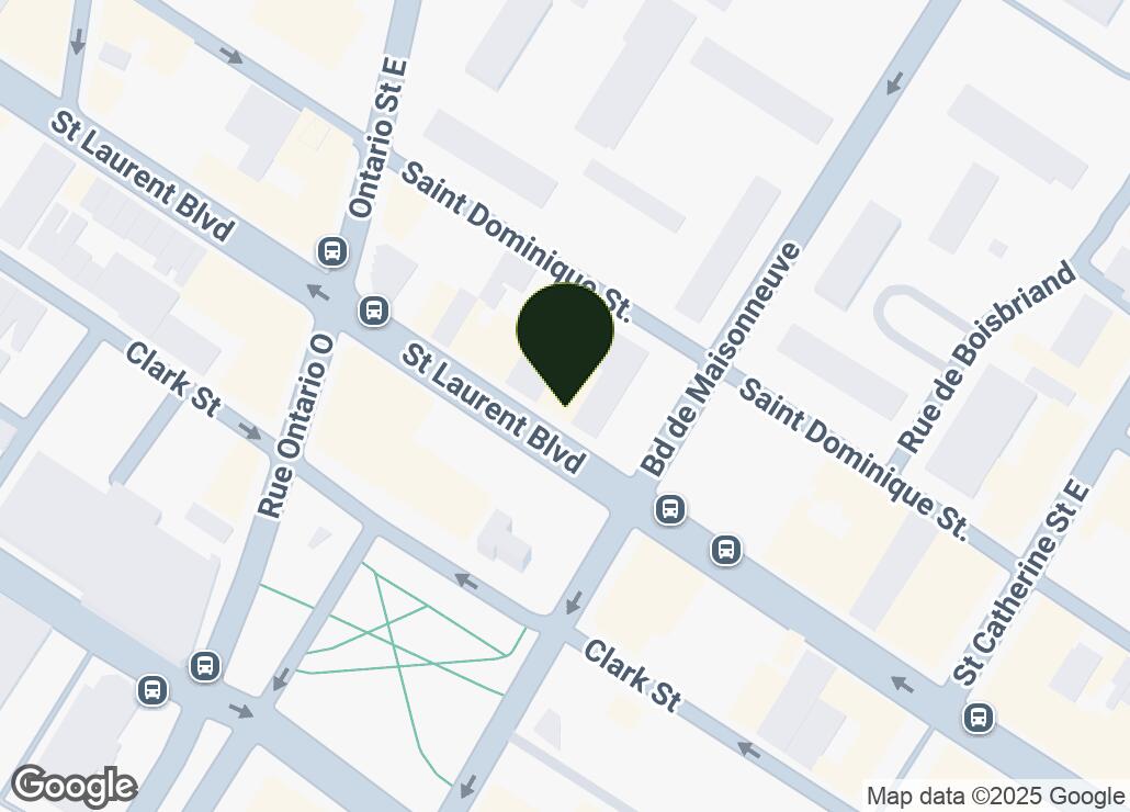 Map showing location at 45.5109132, -73.5656548