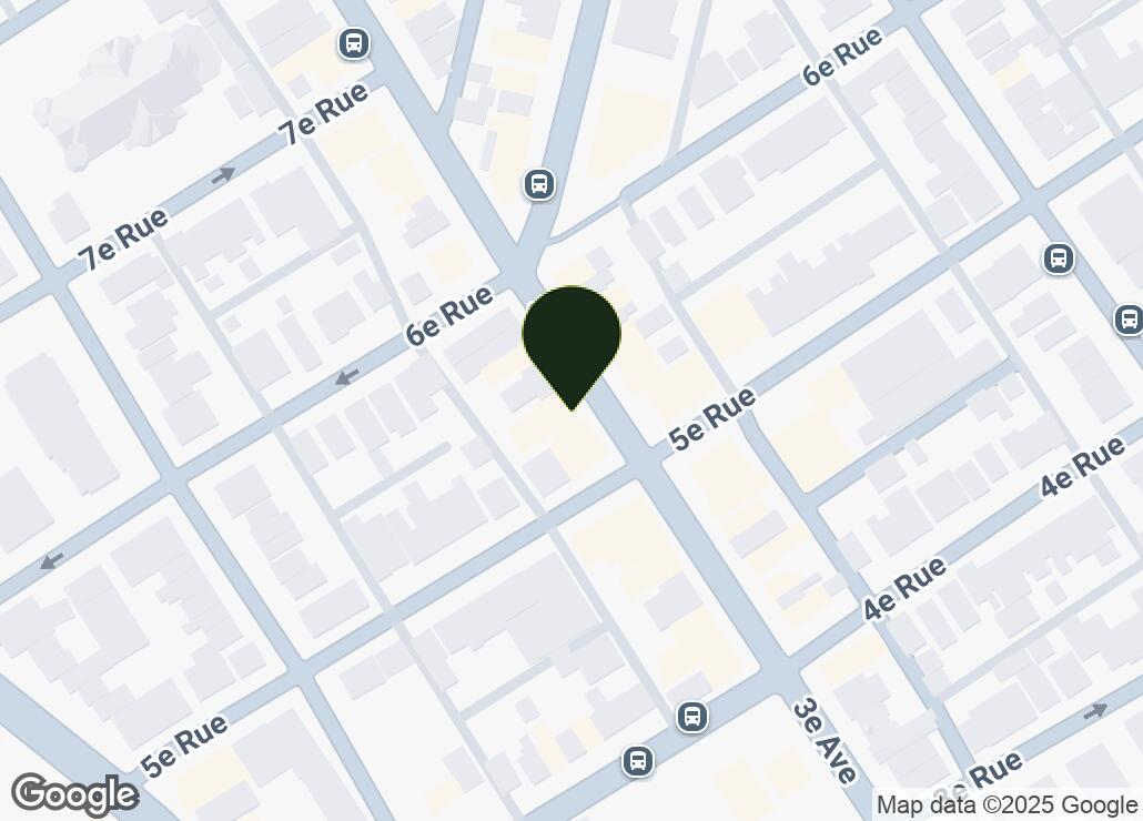 Map showing location at 46.8234237, -71.2272113