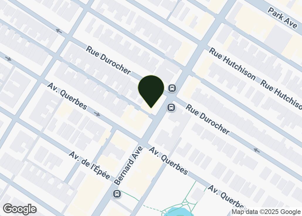 Map showing location at 45.5221555, -73.607131