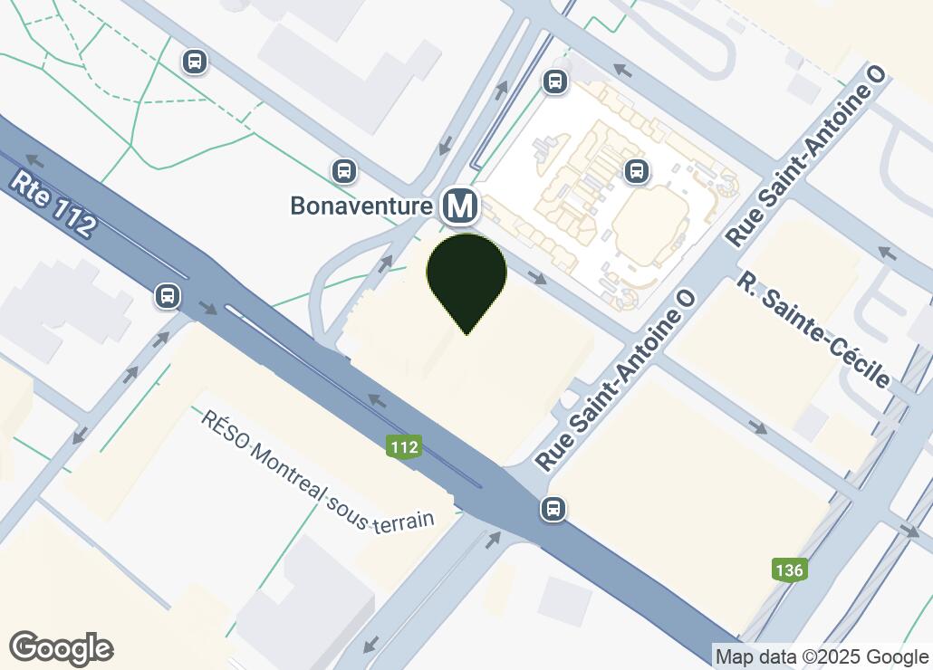 Map showing location at 45.4975856, -73.5670521