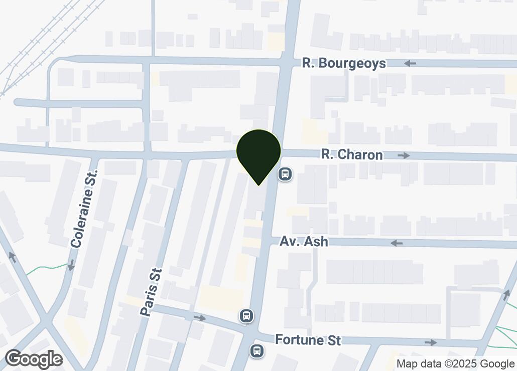 Map showing location at 45.4790032, -73.5590134