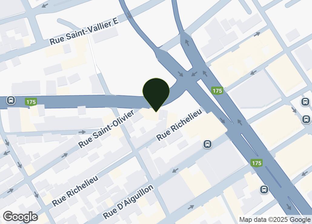 Map showing location at 46.8126057, -71.2174681