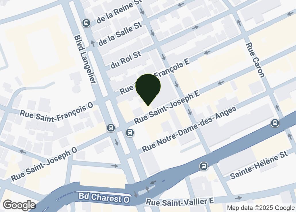 Map showing location at 46.8124389, -71.2305139