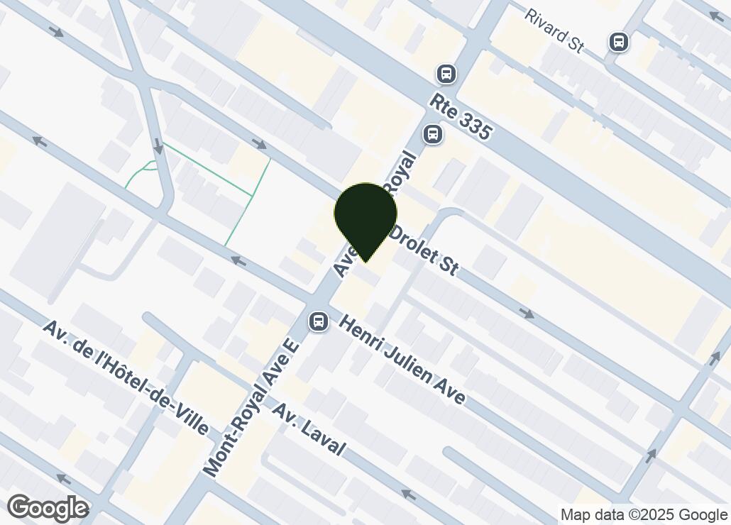 Map showing location at 45.5231238, -73.5834671