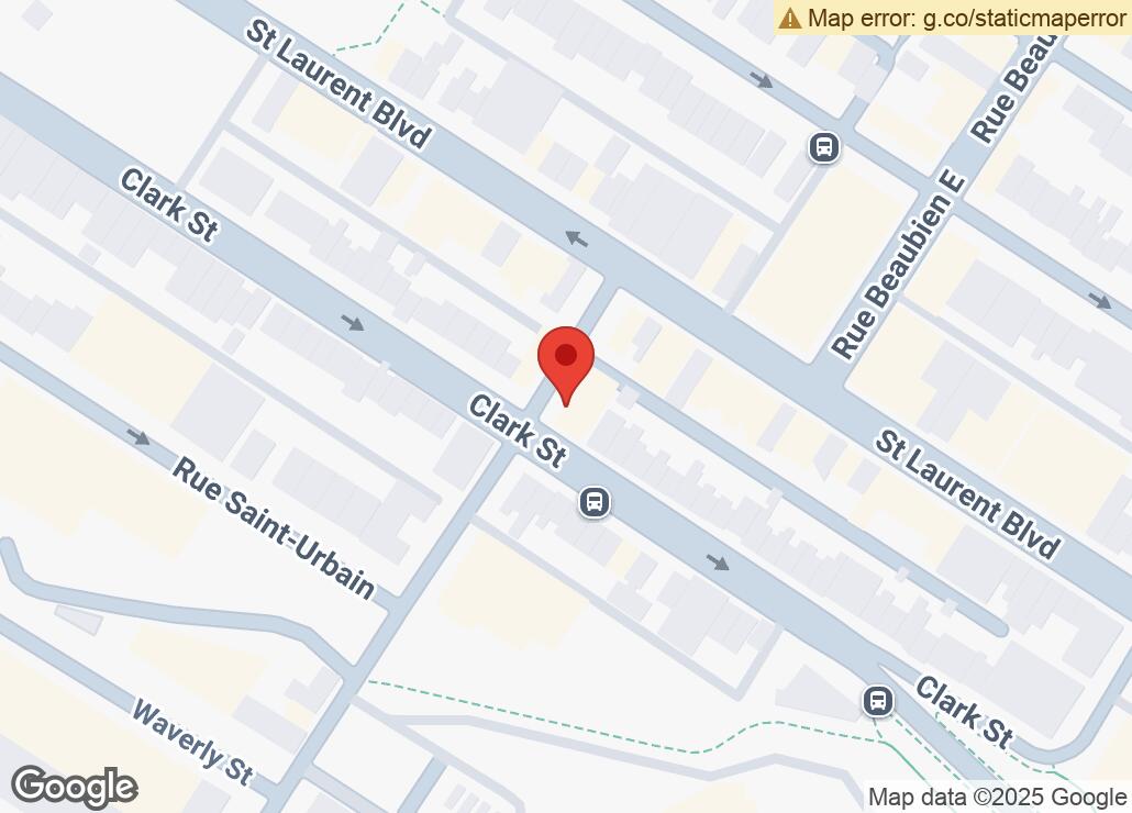 Map showing location at 45.5301616, -73.6097001