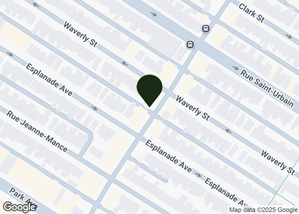 Map showing location at 45.5238449, -73.6009013