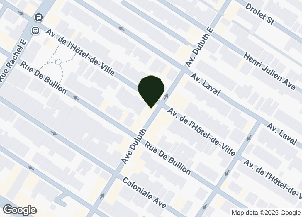 Map showing location at 45.518729, -73.577898