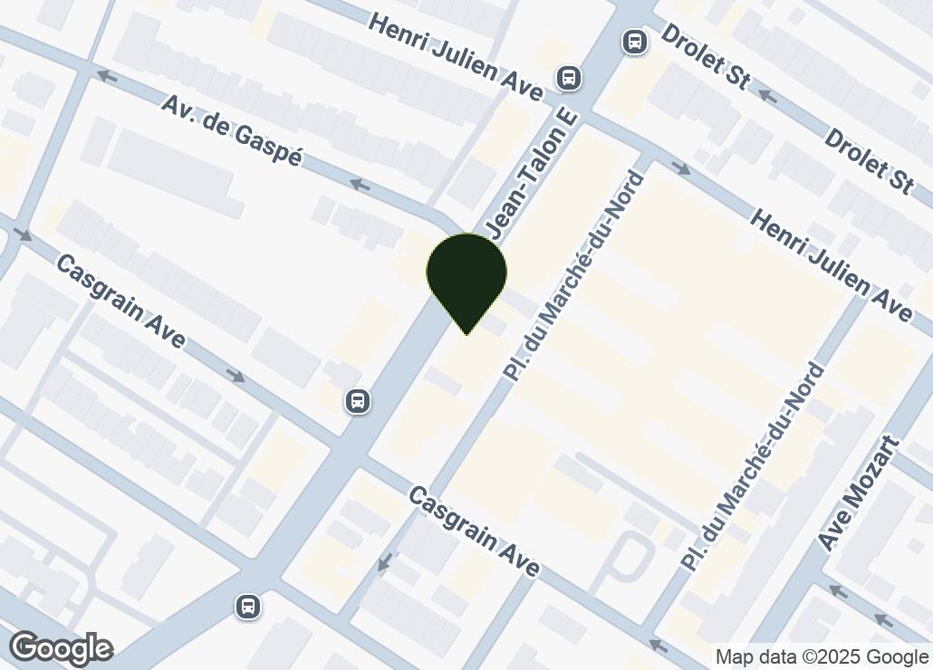 Map showing location at 45.5361715, -73.6161548