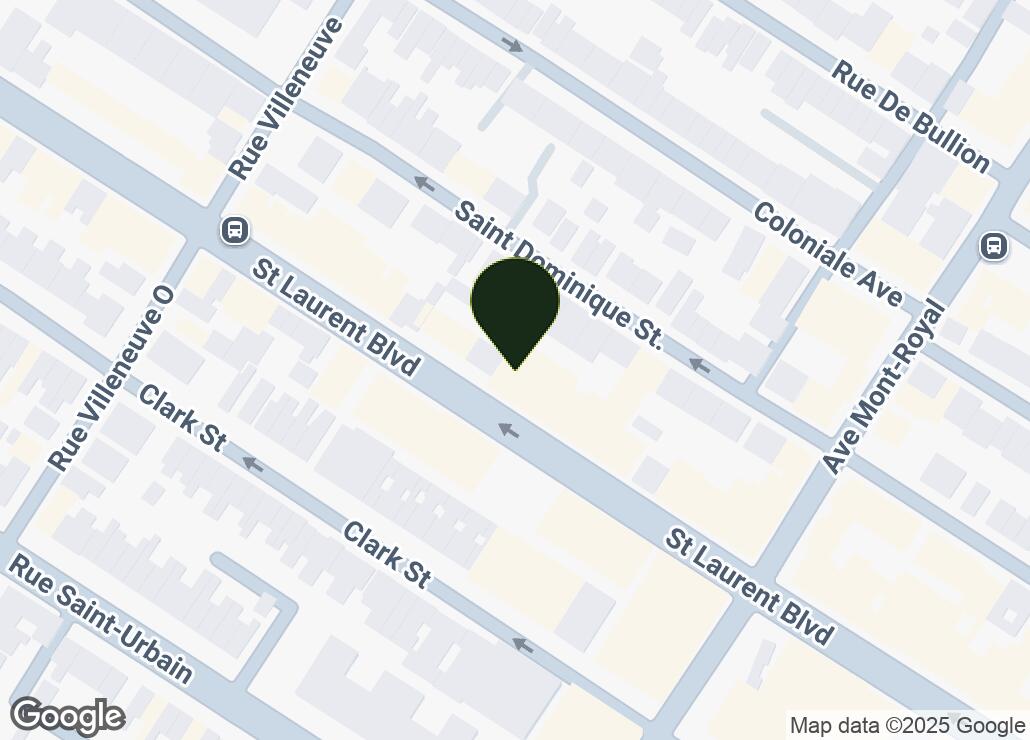 Map showing location at 45.520933, -73.587682