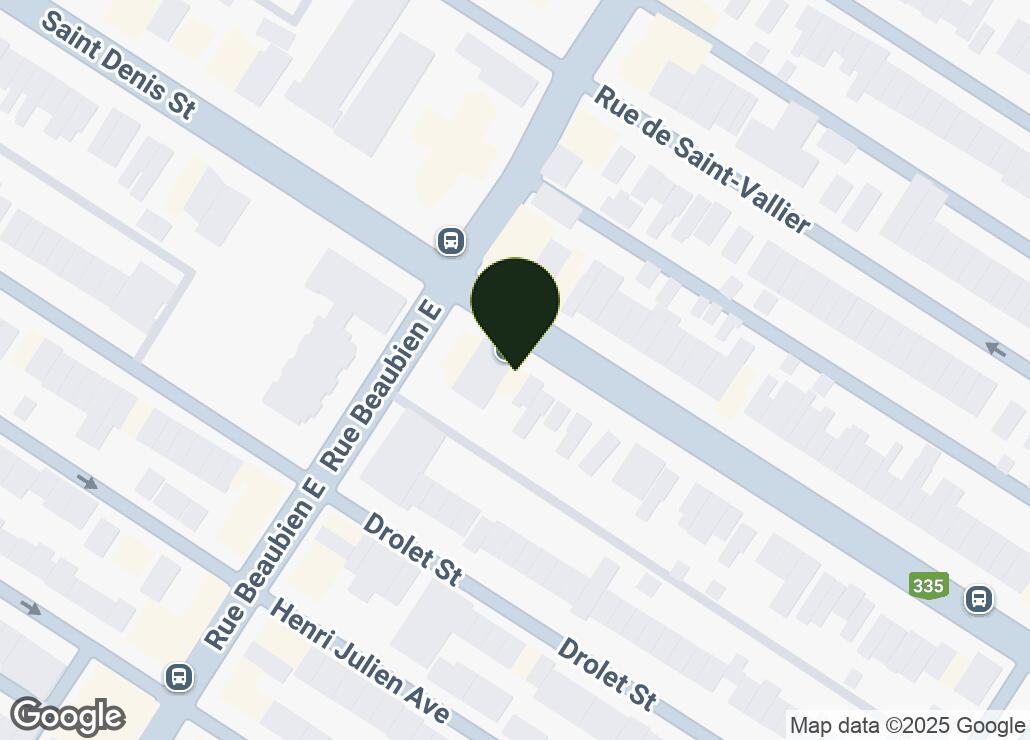 Map showing location at 45.5336596, -73.6046457