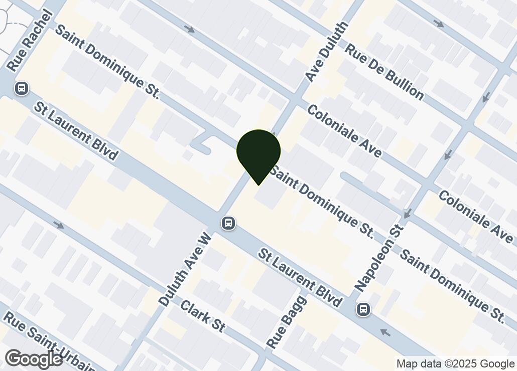 Map showing location at 45.5172417, -73.5789417