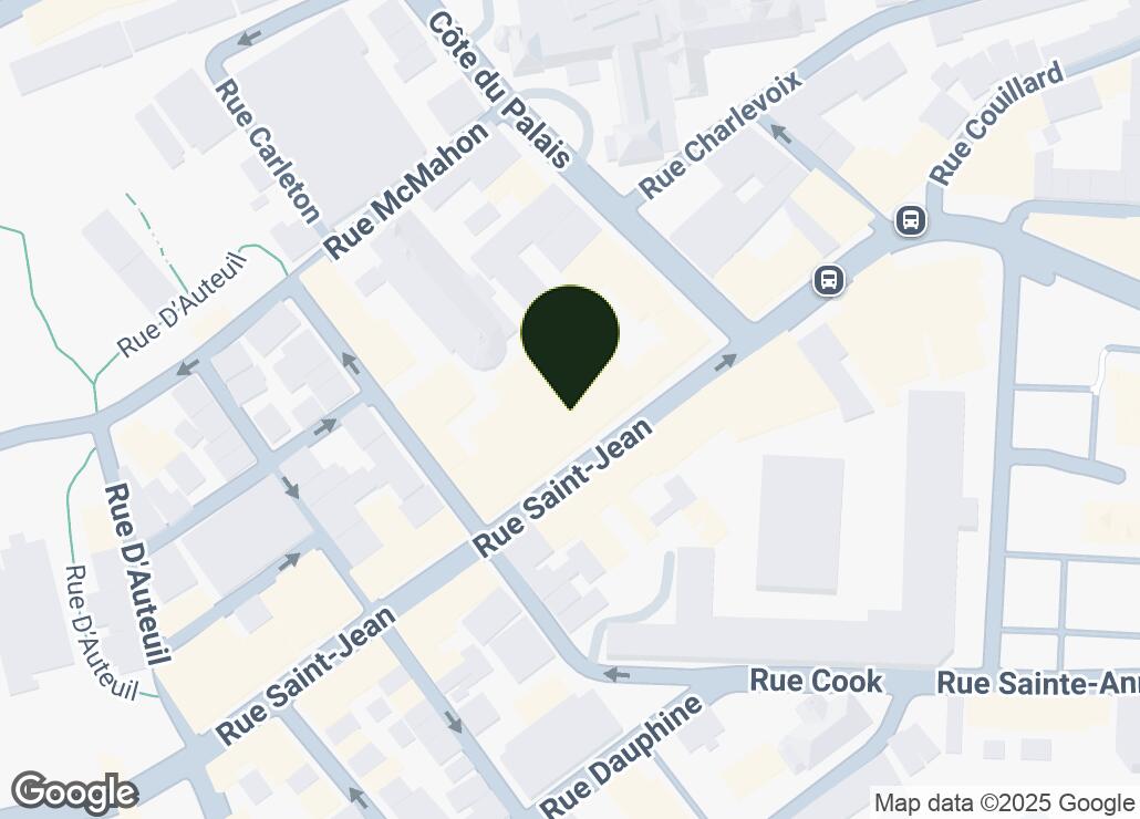 Map showing location at 46.8140268, -71.2109192