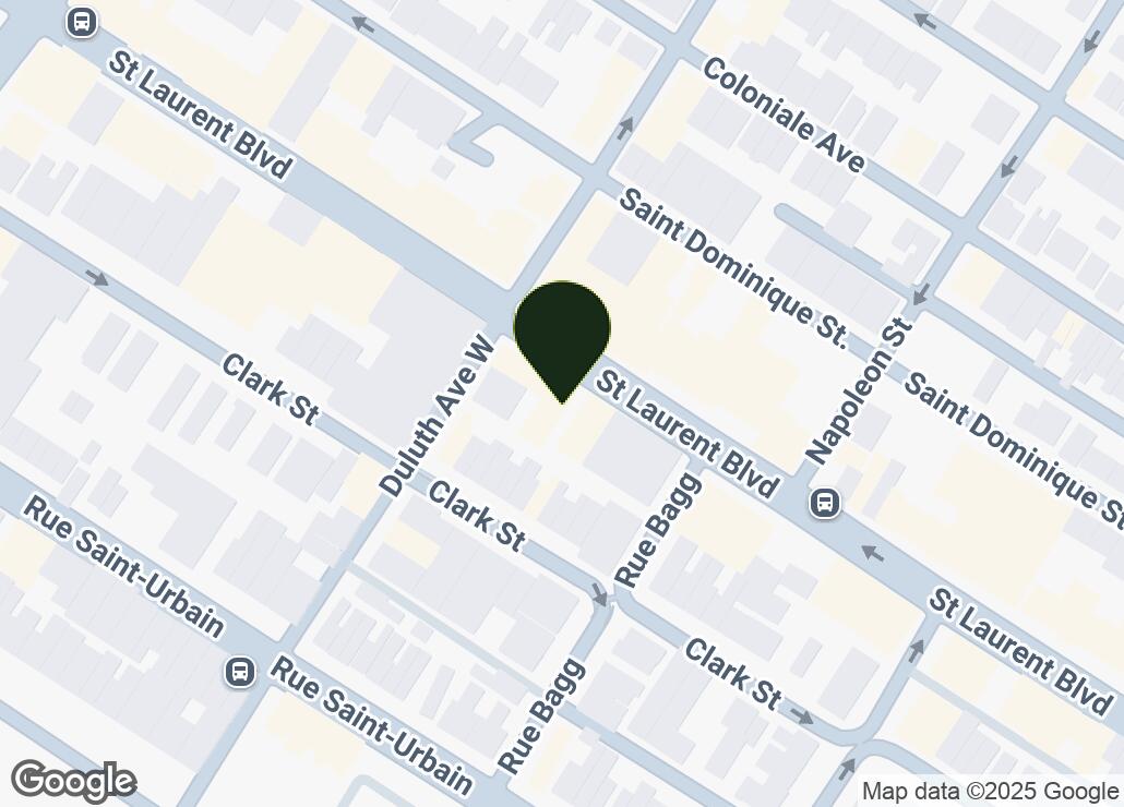 Map showing location at 45.5166568, -73.579113