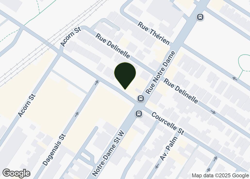 Map showing location at 45.4729916, -73.589085