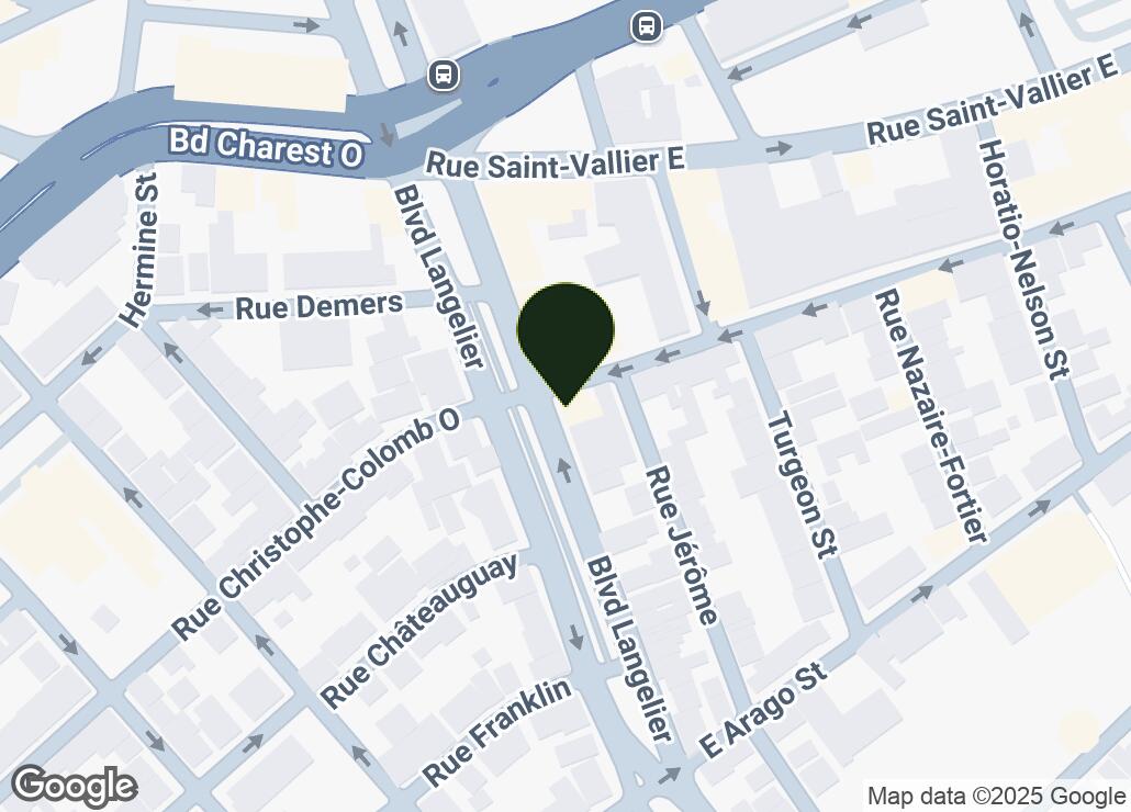 Map showing location at 46.8103922, -71.2298721