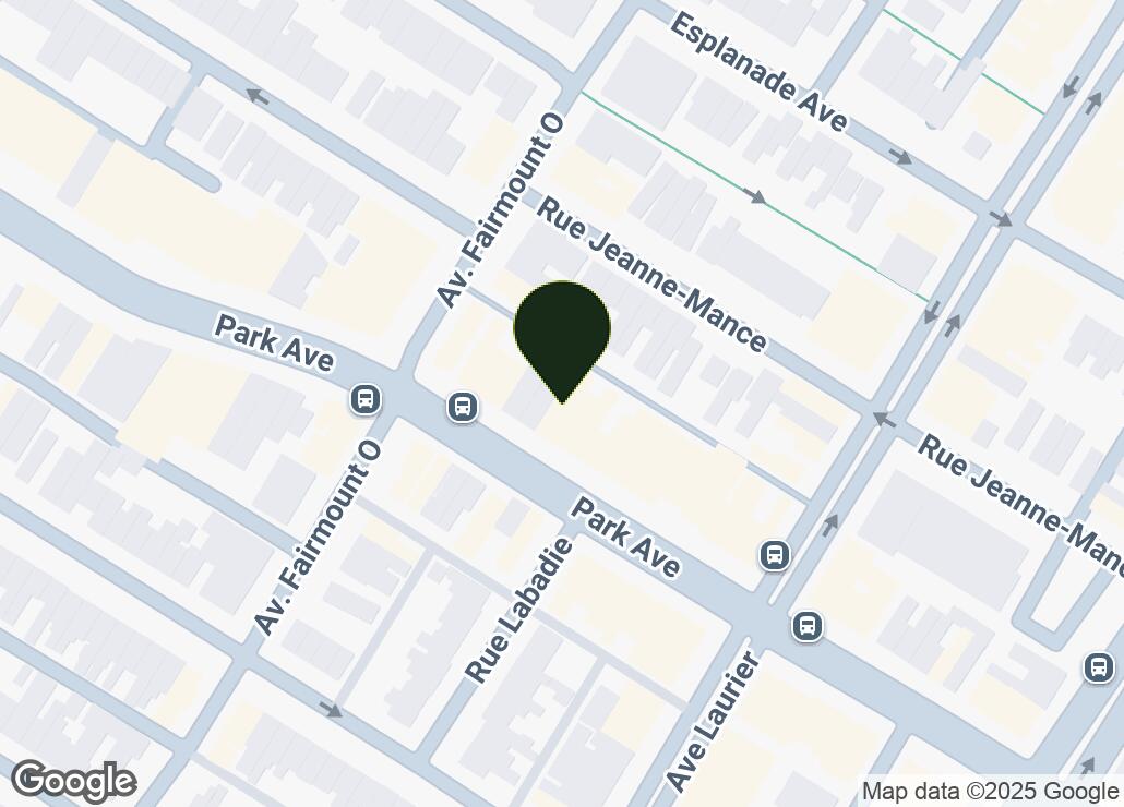 Map showing location at 45.5203677, -73.5967927