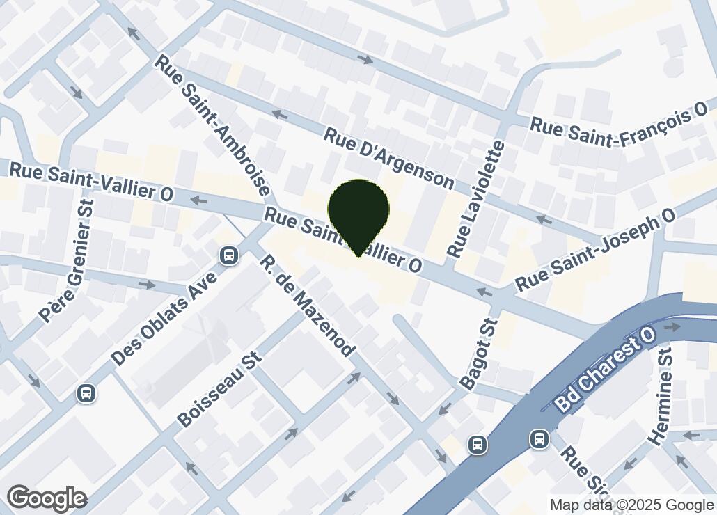 Map showing location at 46.8116466, -71.2342829