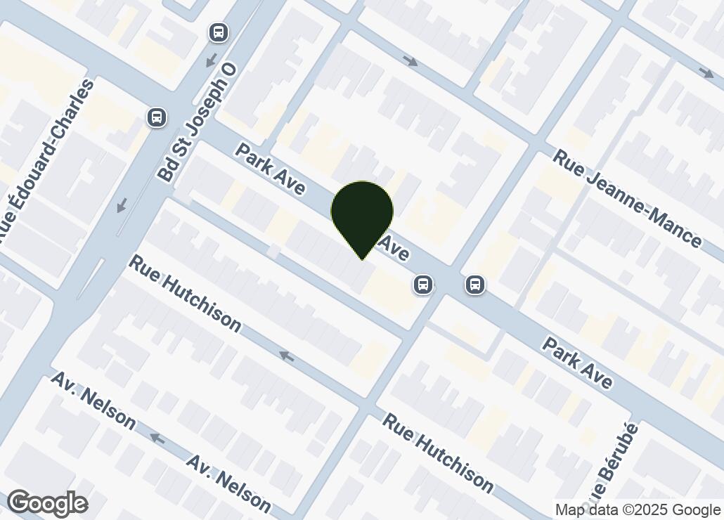 Map showing location at 45.5182448, -73.5930628