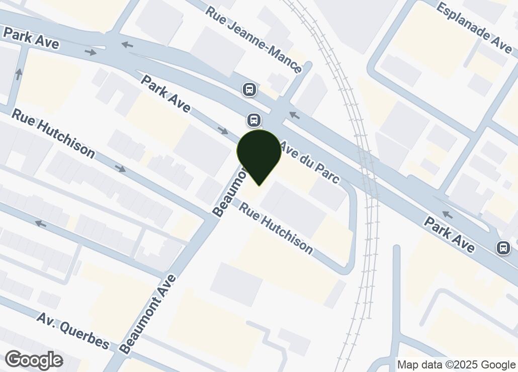 Map showing location at 45.5286722, -73.6181043