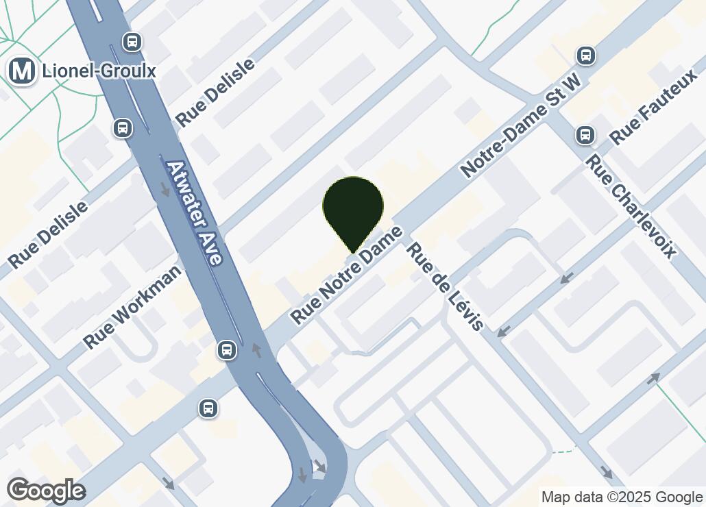 Map showing location at 45.4818286, -73.5771614