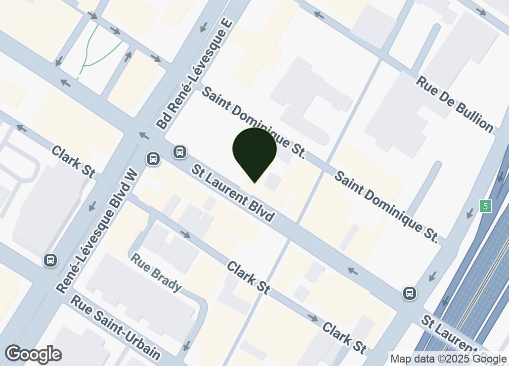 Map showing location at 45.508483, -73.560387