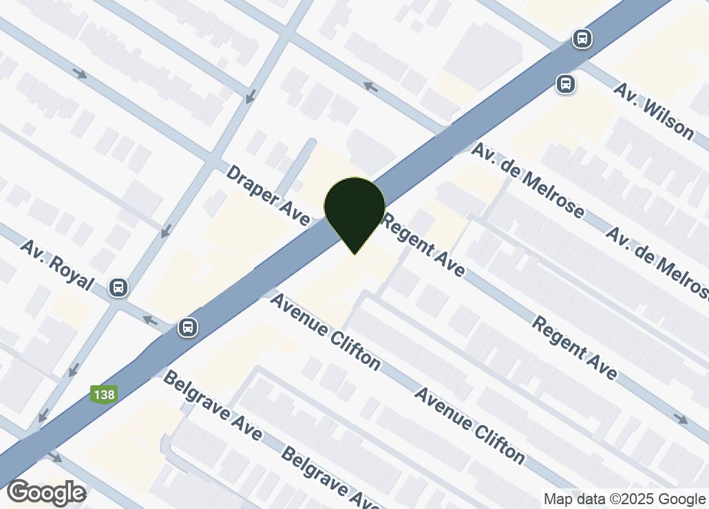 Map showing location at 45.469247, -73.618019