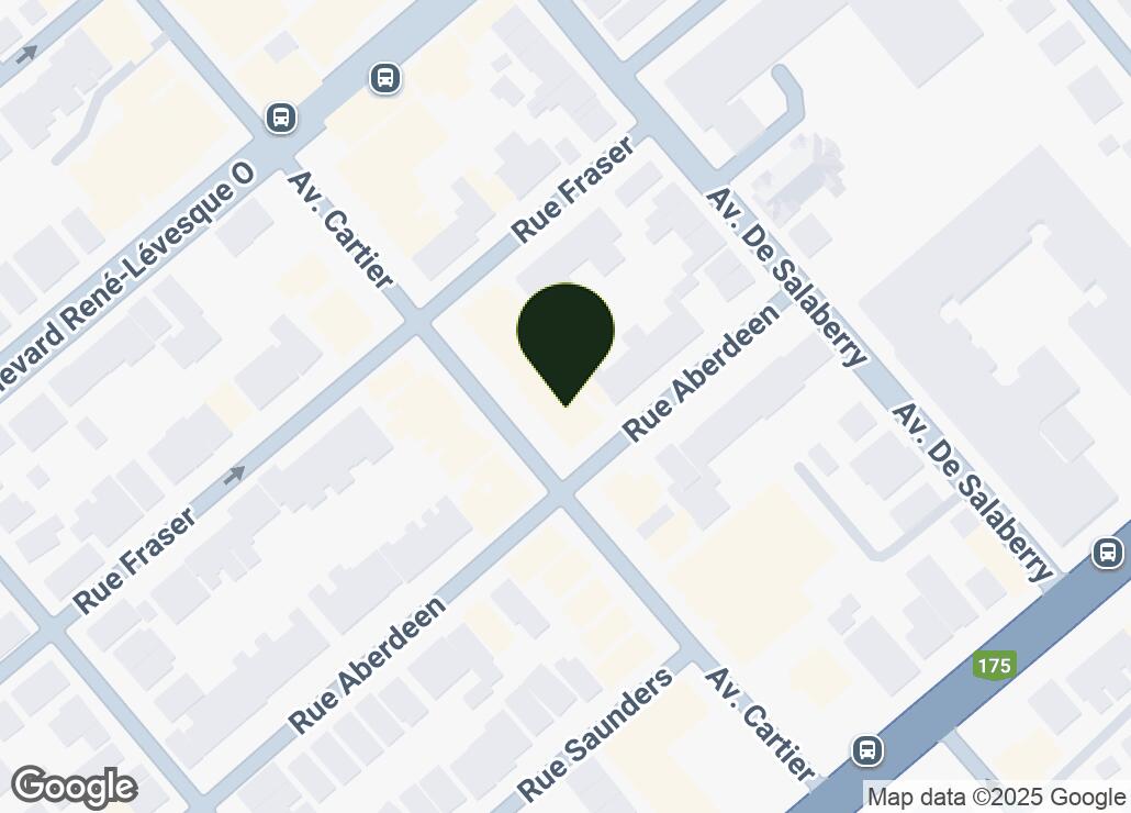 Map showing location at 46.803413, -71.225204