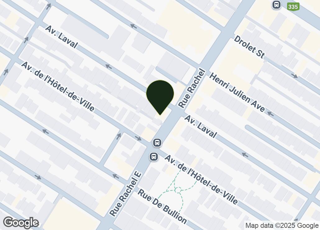 Map showing location at 45.5202377, -73.5799072