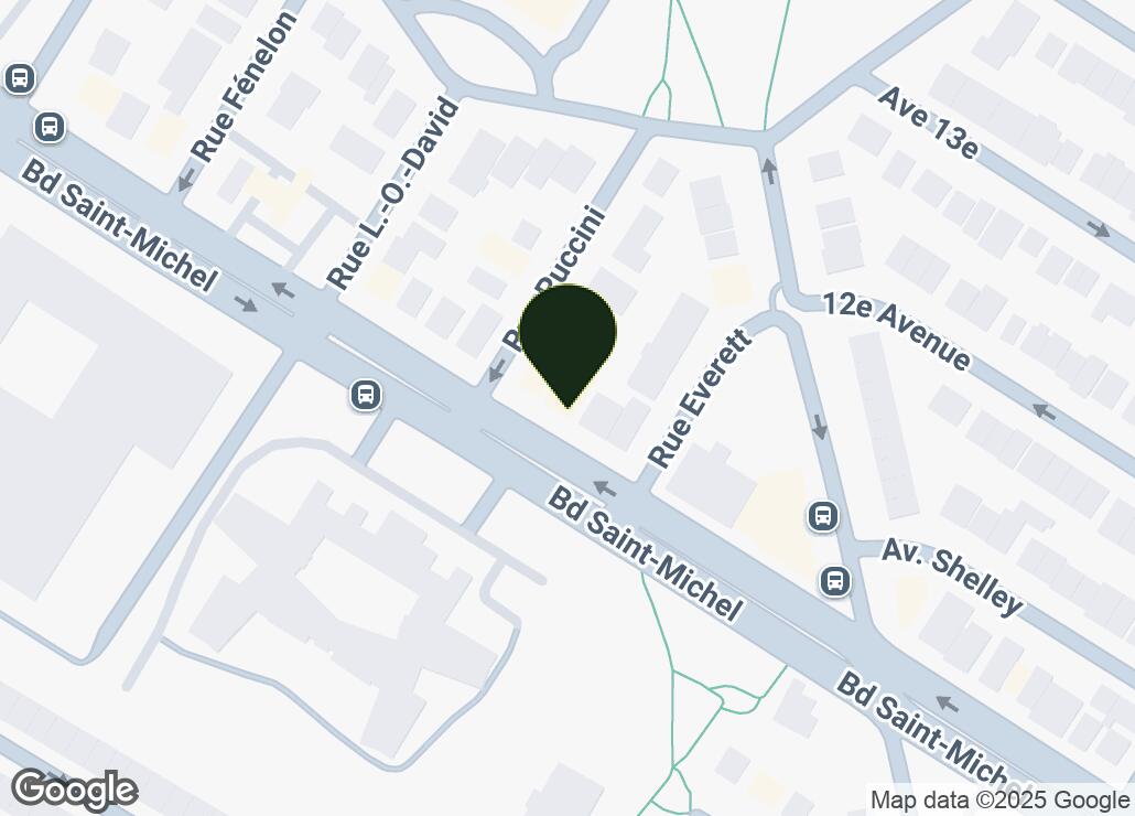 Map showing location at 45.5602829, -73.6010158