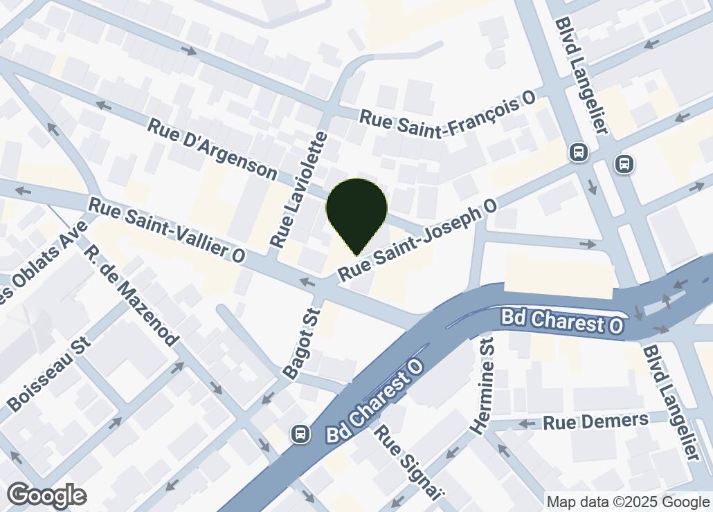 Map showing location at 46.8116085, -71.2329313