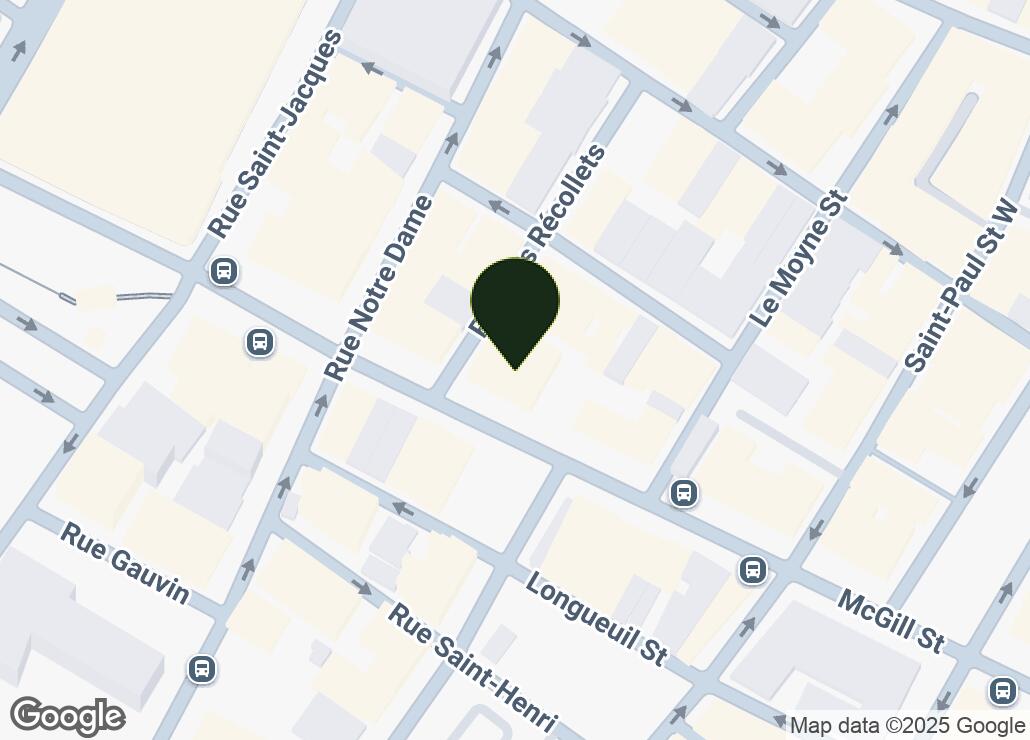 Map showing location at 45.5009305, -73.5586351