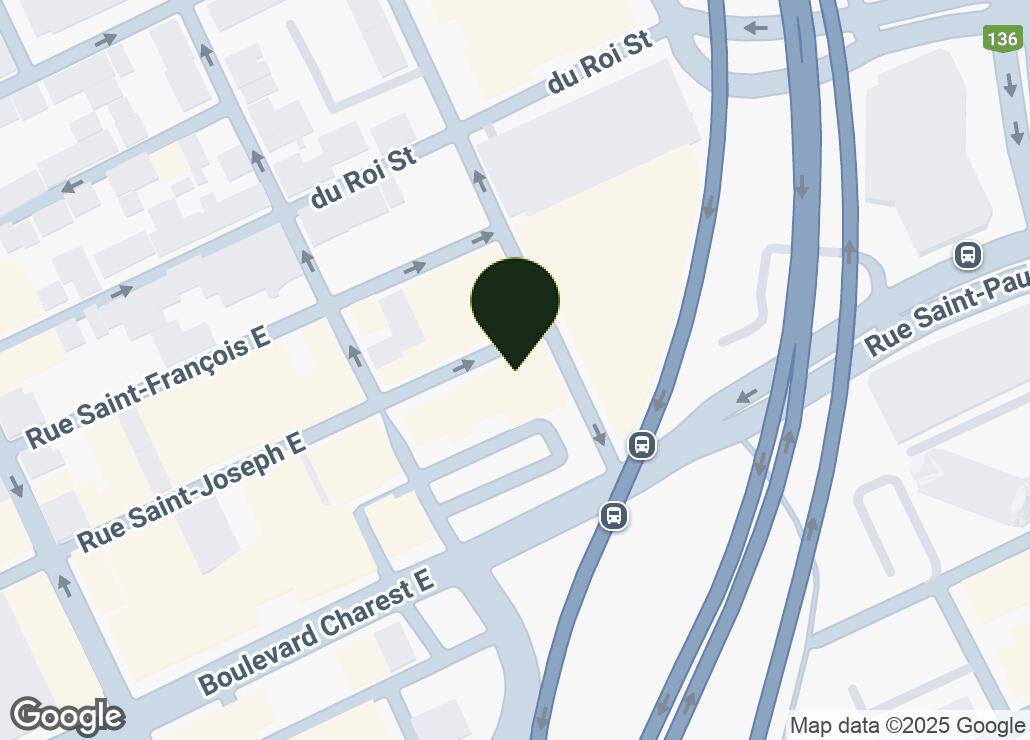 Map showing location at 46.8161111, -71.2183333