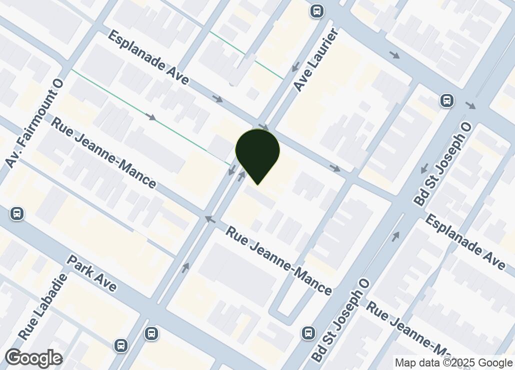 Map showing location at 45.5205703, -73.5947058