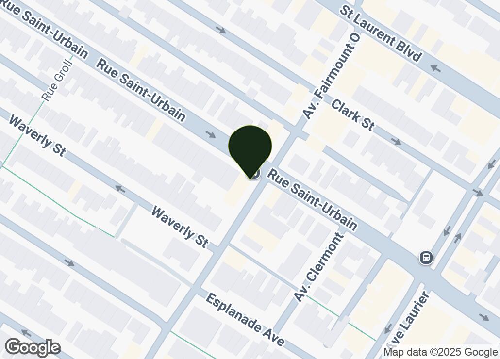 Map showing location at 45.5226173, -73.5958145