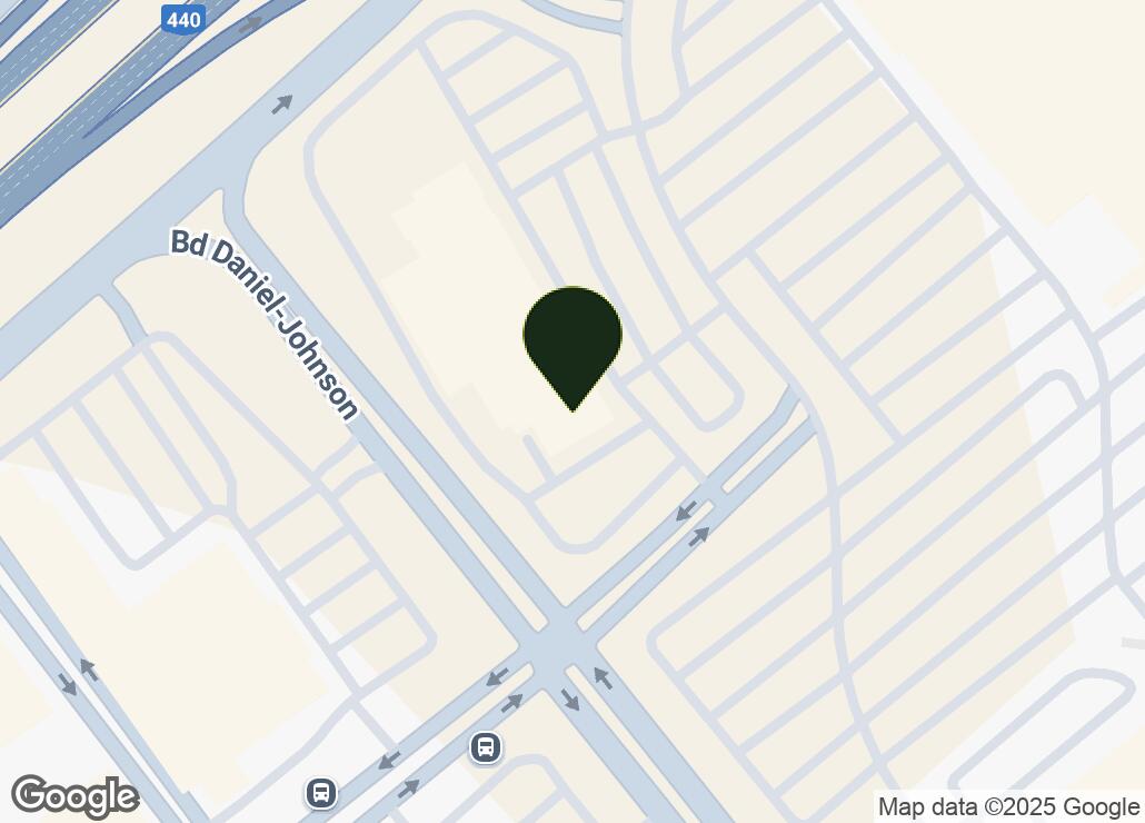 Map showing location at 45.5694915, -73.7570145