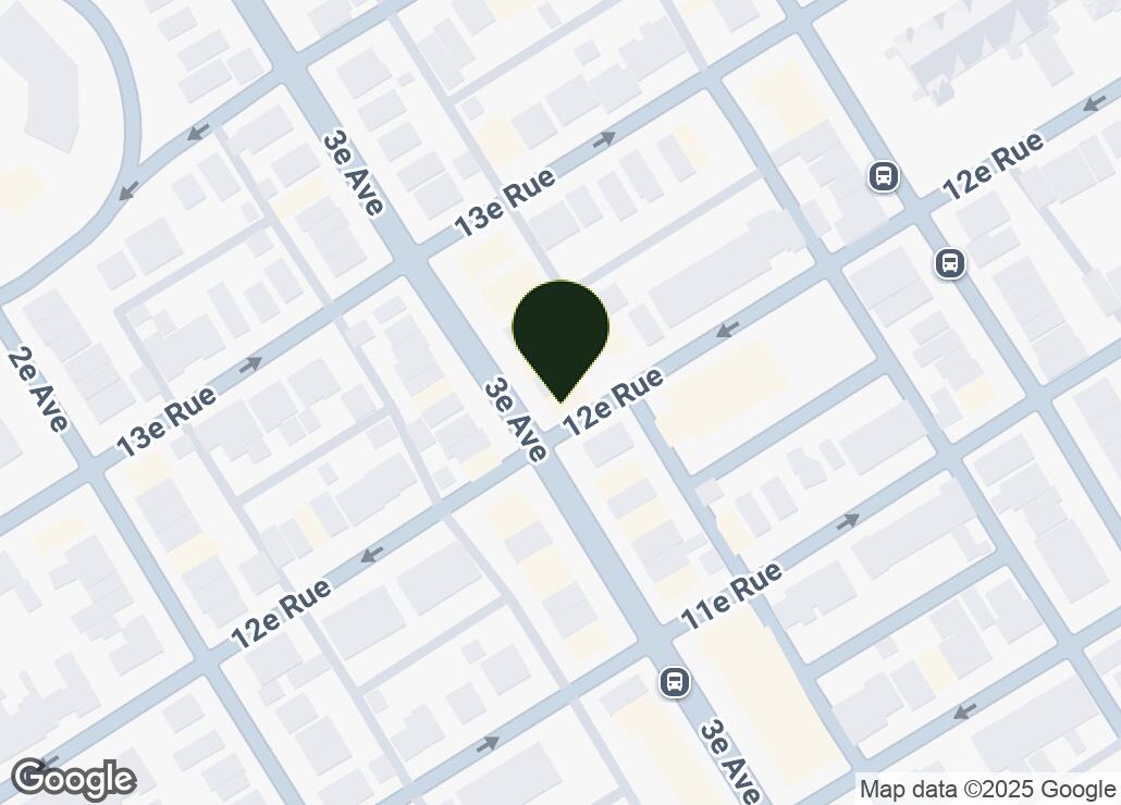 Map showing location at 46.8279518, -71.230908